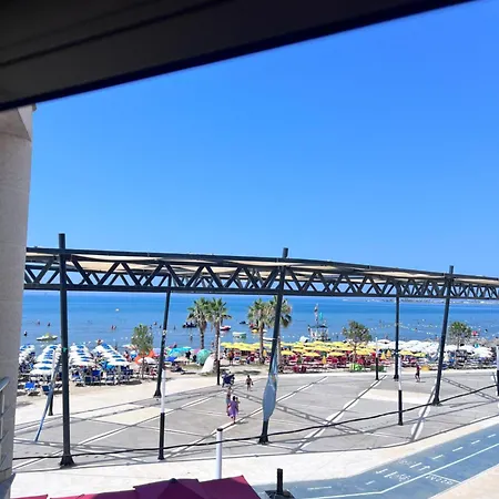 Panoramic And Comfy Sea View Apartments,